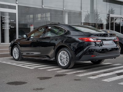 Toyota Camry, 2026