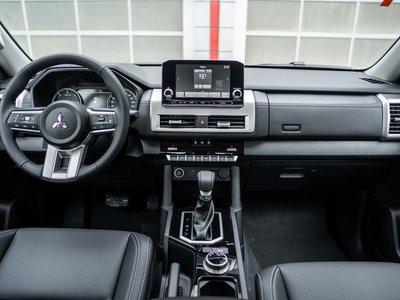 Mitsubishi L200, 2025