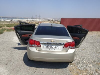 Chevrolet Cruze, 2012