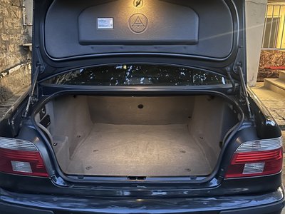 BMW 525, 2001