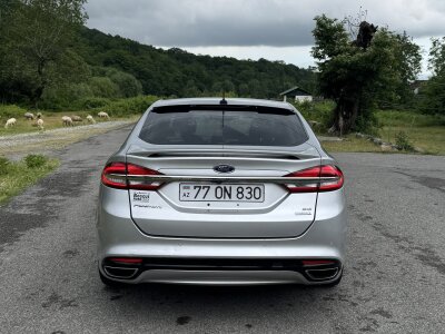 Ford Fusion, 2017