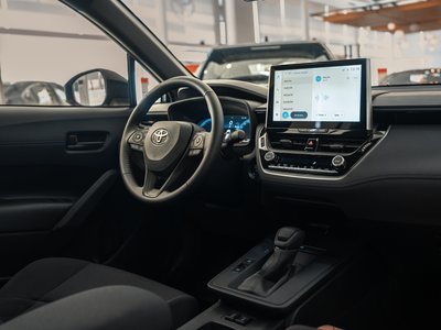 Toyota Corolla Cross, 2026