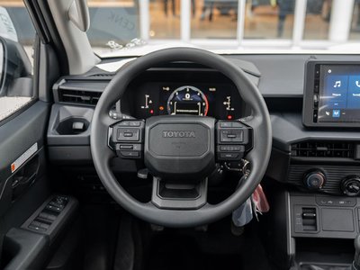 Toyota Hilux, 2025