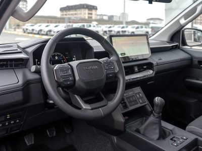 Toyota Hilux, 2025