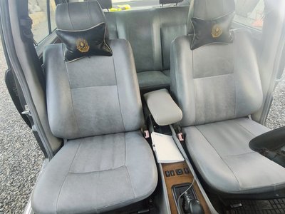 Mercedes-Benz E 200, 1992