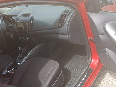 Kia Cerato, 2011
