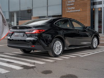 Toyota Camry, 2026