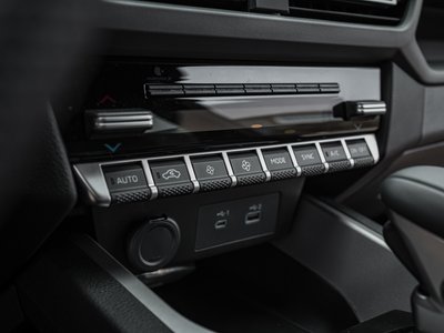 Mitsubishi Outlander Sport, 2025