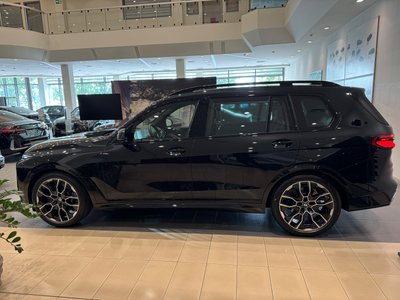 BMW X7, 2025