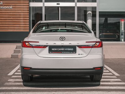 Toyota Camry, 2026