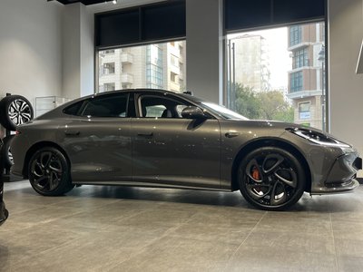 IM Motors L6, 2025
