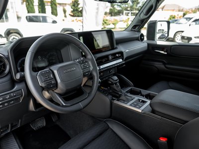Toyota Land Cruiser Prado, 2026