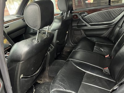 Mercedes-Benz E 240, 2000