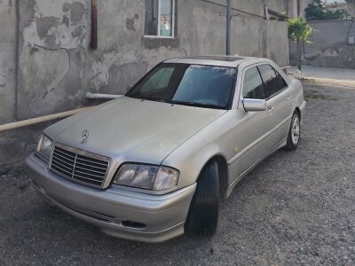 Mercedes-Benz C 230, 1999