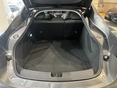 IM Motors L6, 2025