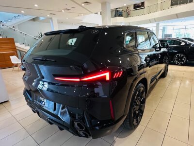 BMW XM, 2025