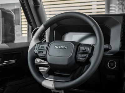 Toyota Land Cruiser Prado, 2026