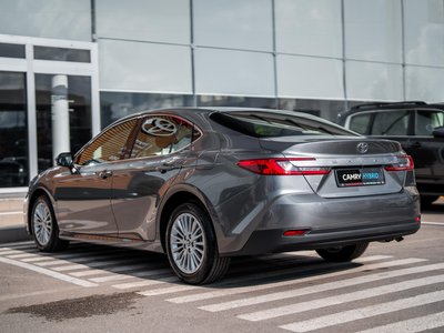 Toyota Camry, 2026