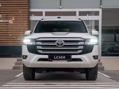 Toyota Land Cruiser, 2026
