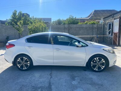 Kia Cerato, 2013