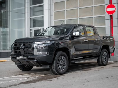 Mitsubishi L200, 2025