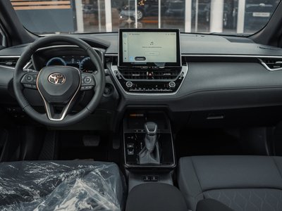 Toyota Corolla Cross, 2026