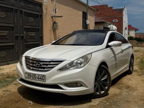 Hyundai Sonata, 2010