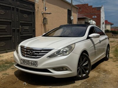 Hyundai Sonata, 2010