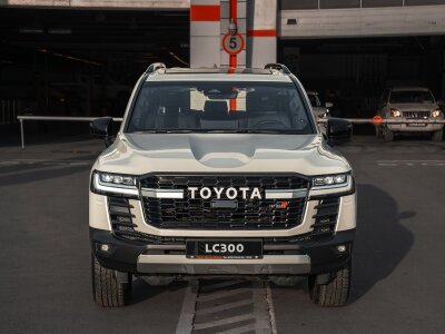 Toyota Land Cruiser, 2026
