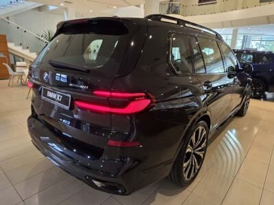 BMW X7, 2025