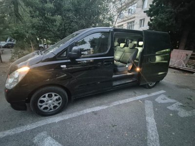 Hyundai H-1, 2010