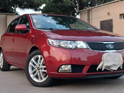 Kia Cerato, 2011