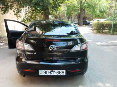 Mazda 3, 2012