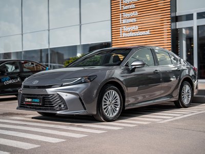 Toyota Camry, 2026