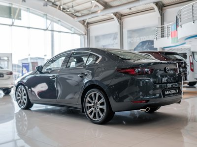 Mazda 3, 2025