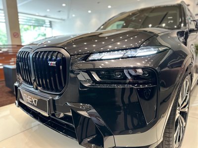 BMW X7, 2025