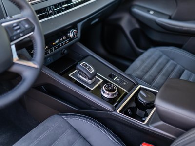 Mitsubishi Outlander, 2025
