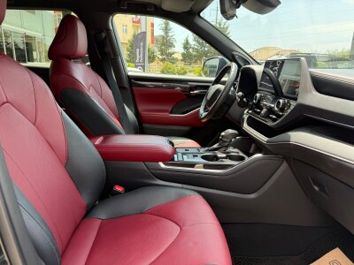 Toyota Crown Kluger, 2023