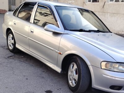 Opel Vectra, 2000