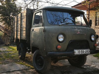 UAZ 3303 yük maşını