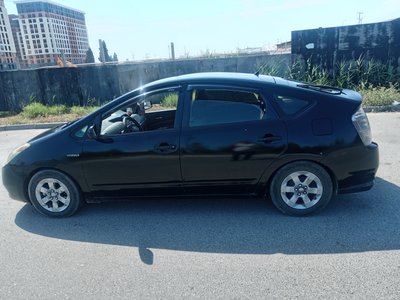 Toyota Prius, 2005