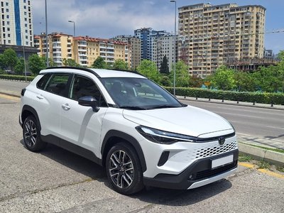 Toyota Corolla Cross, 2025
