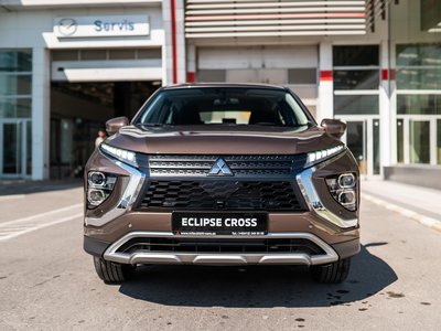 Mitsubishi Eclipse Cross, 2025