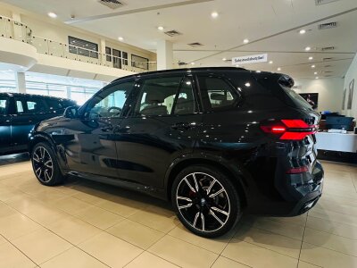 BMW X5, 2025