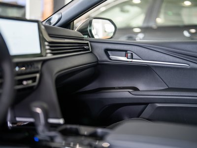Toyota Camry, 2026
