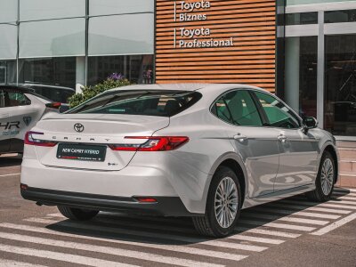 Toyota Camry, 2026