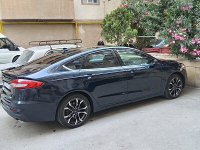 Ford Fusion, 2020