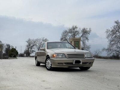 Mercedes-Benz C 220, 1996