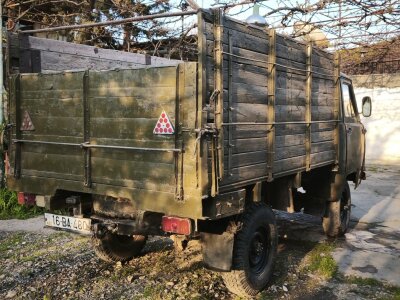UAZ 3303 yük maşını