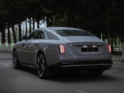 Rolls-Royce Spectre, 2025